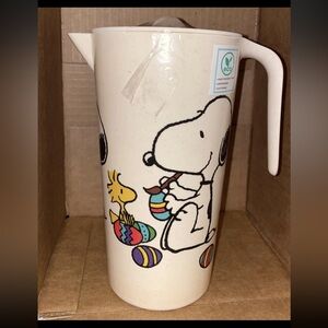 Eco-Friendly Snoopy easter Pitcher new